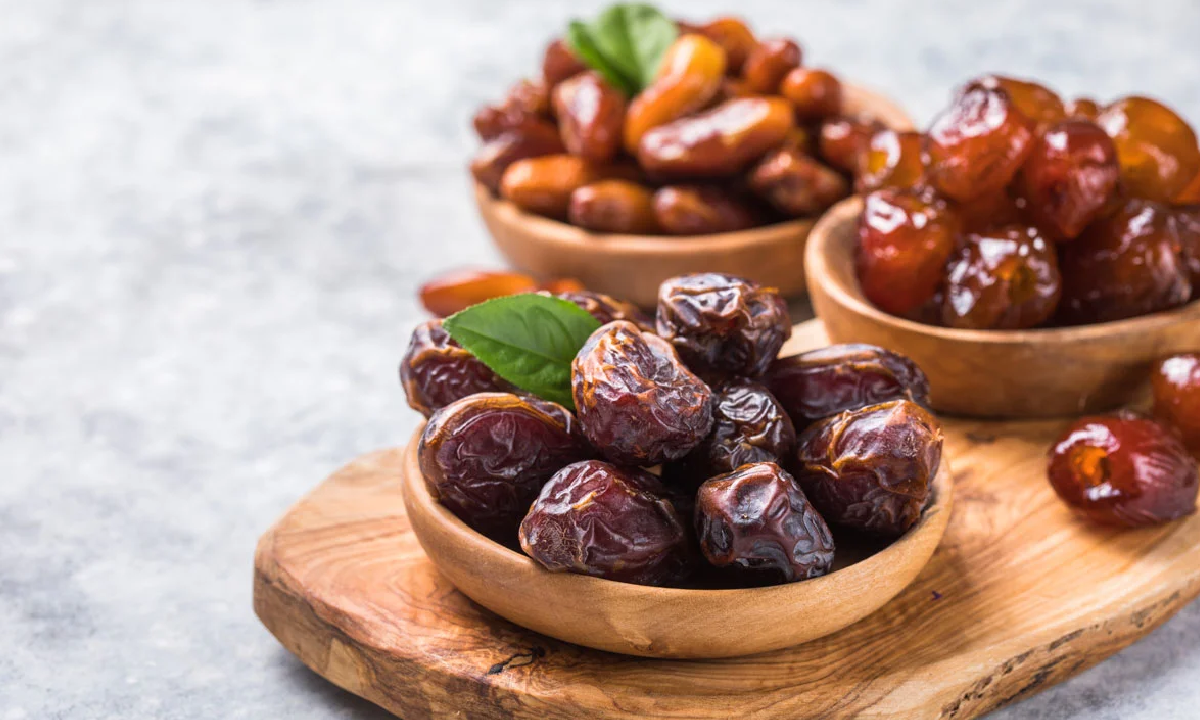 مفاجأة.. الخضيري يحذر من تناول التمر!!