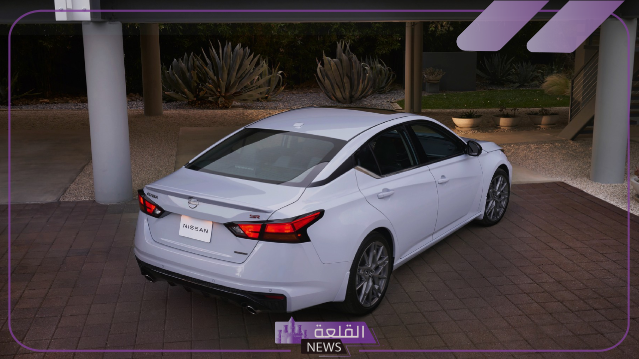 معشوقة الجماهير بمواصفاتها.. سيارة 2024 Nissan Altima في الشكل الجديد لها داخل الخليج 6 تعرف على سيارة 2024 Nissan Altima