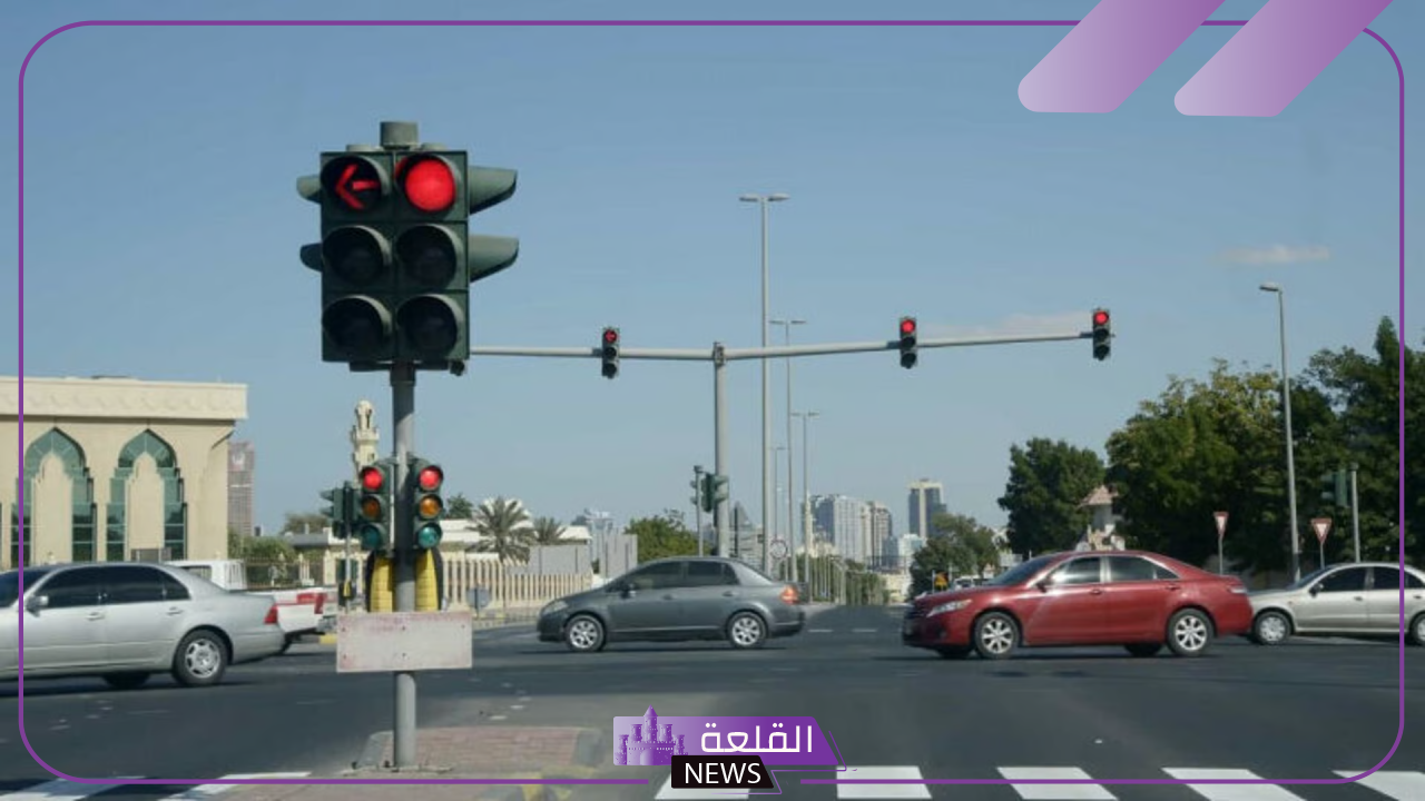 غرامة 5000 ريال سعودي.. هيئة المرور السعودية تحذر من مخالفة جديدة بسبب الإشارة الحمراء