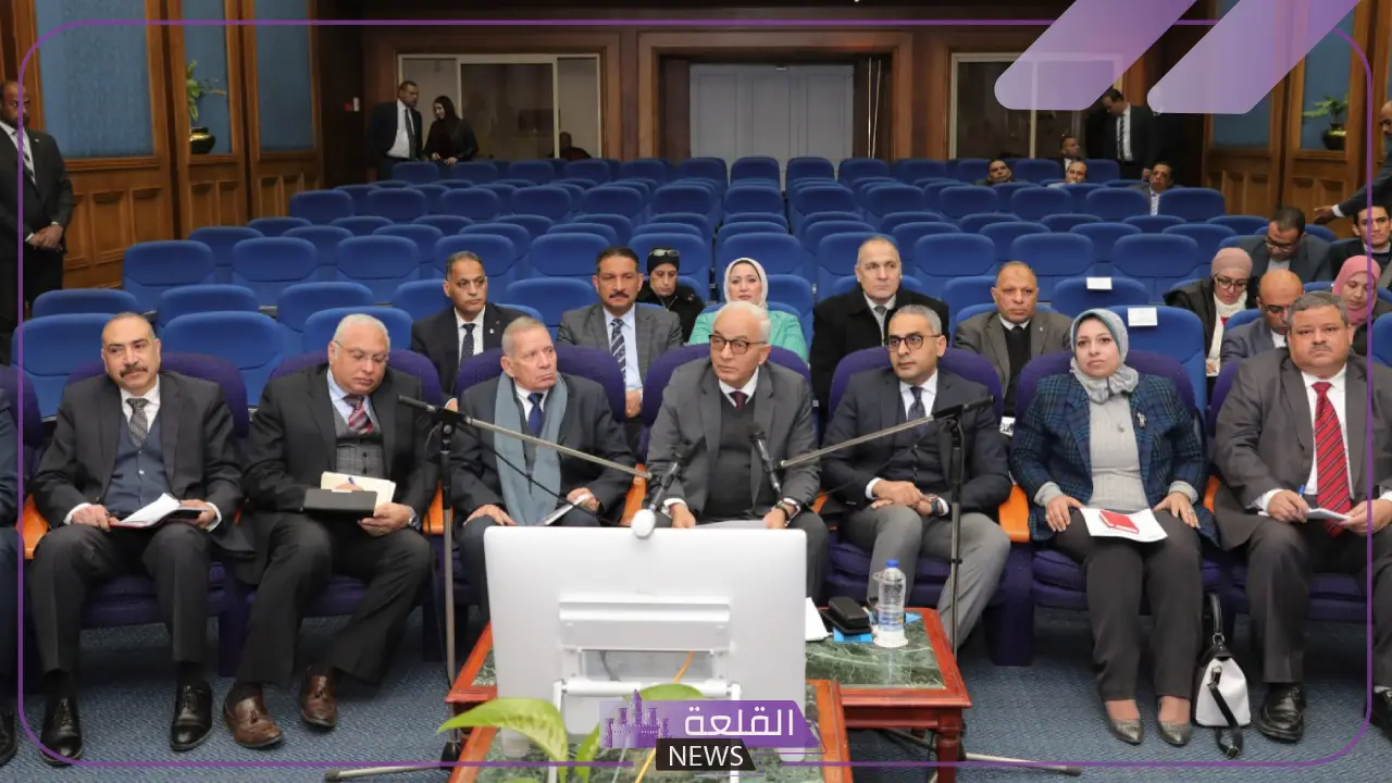 عام دراسي جديد.. وزير التعليم يشدد على تفعيل الإشراف اليومي 5 وزير التعليم يشدد على تفعيل الإشراف اليومي والانضباط