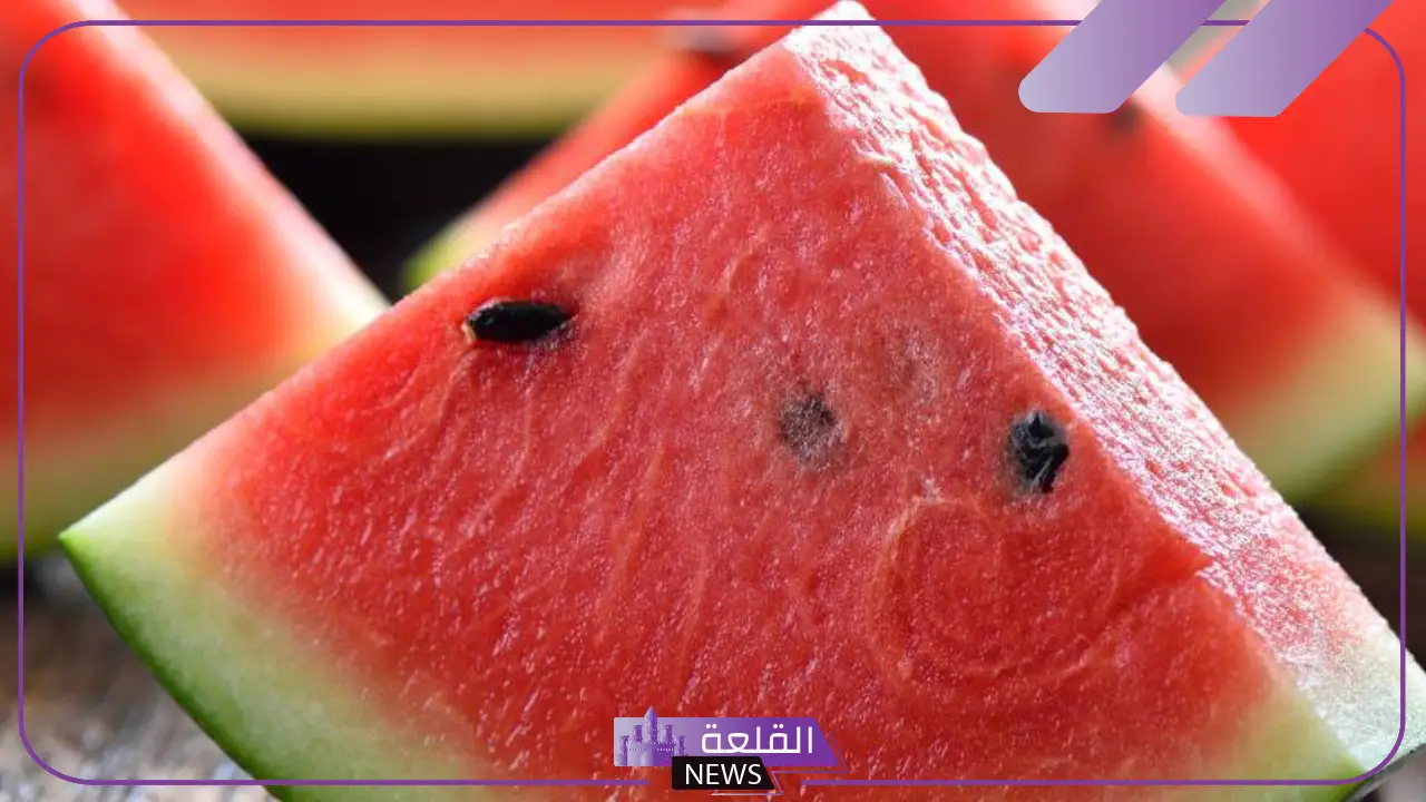 تفسير حلم اكل البطيخ في المنام لابن سيرين والنابلسي 5 البطيخ الأحمر في المنام