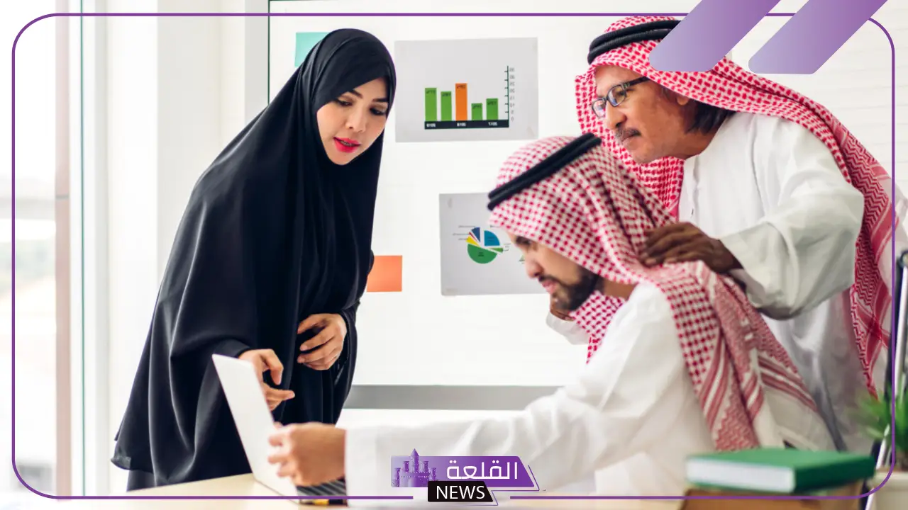 السعودية.. البدء في تنفيذ قرار العمل 4 |أيام في الأسبوع داخل السعودية وإجازة السبت والجمعة والأحد