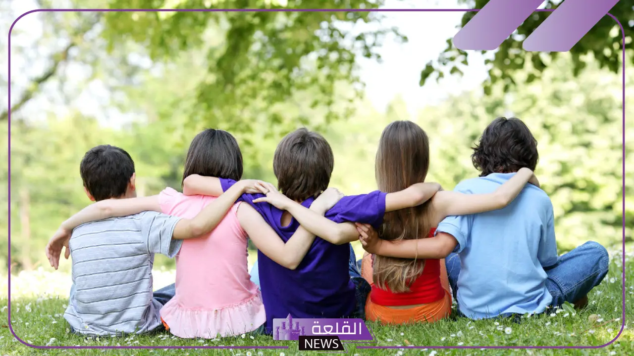 عبارات عن الصديق الحقيقي الوفي.. أجمل الرسائل لصديقي 5 أصدقاءك هم عائلتك الثانية
