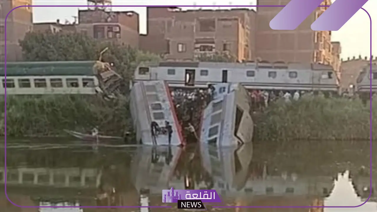 حادث قطار اليوم.. سقوط السيارات في الترعة وإصابة أكثر من 20 راكب في حادث قطار المنيا