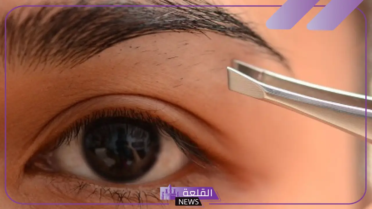 تفسير حلم قص الحواجب في المنام لابن سيرين وابن شاهين 6 الحواجب الرفيعة في المنام