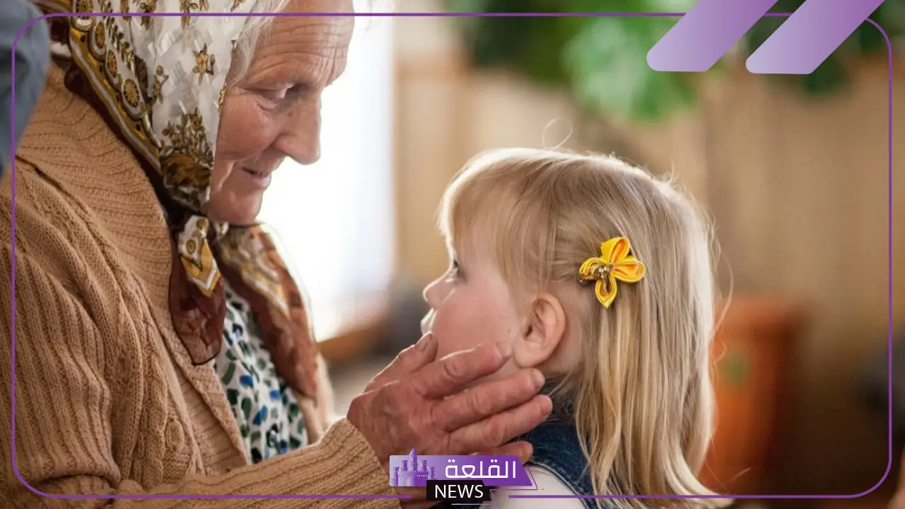 حلمت بجدتي المتوفية في المنام تحضنني وفرحت برؤيتها 5 حلمت بجدتي المتوفية وانا حامل