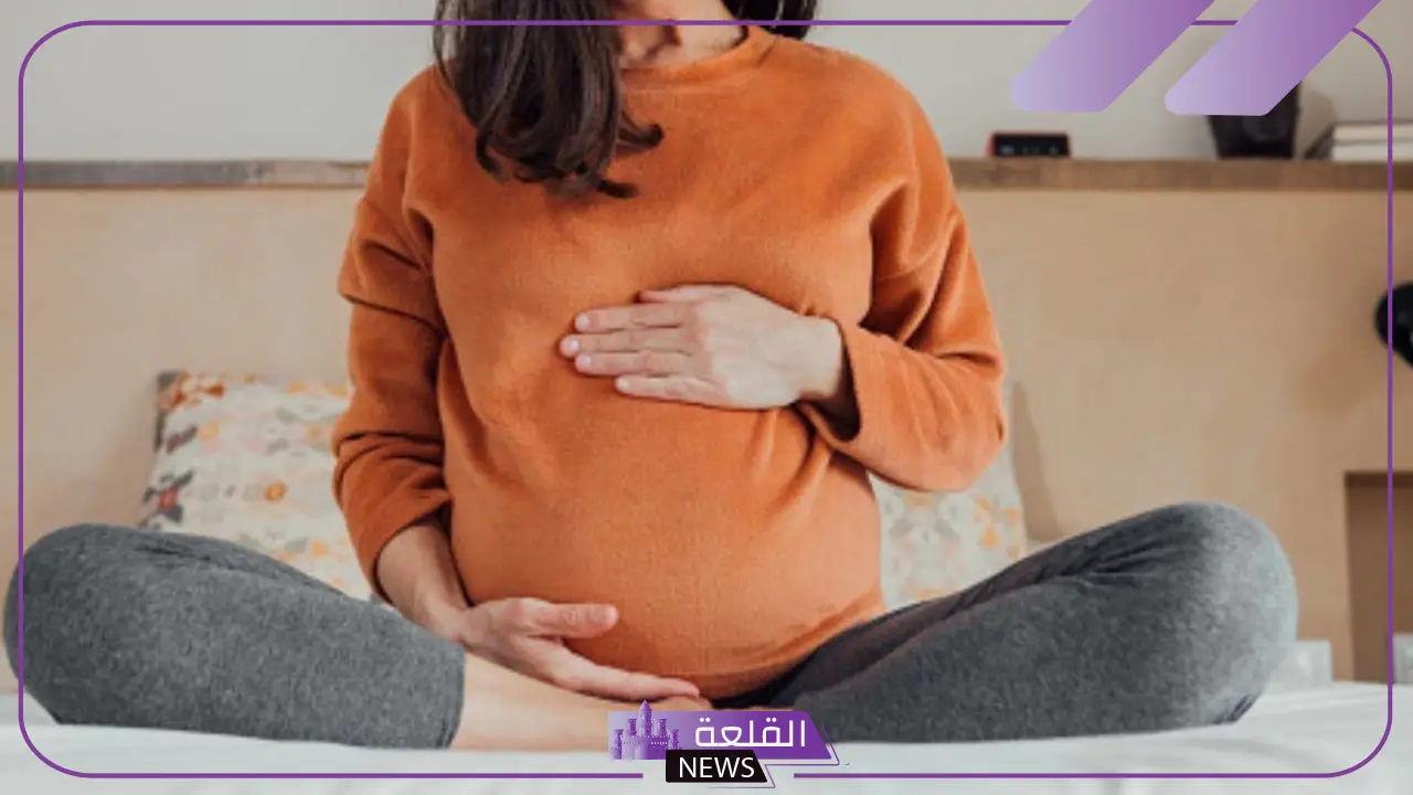 حلمت اني حامل في المنام وأنا عزباء.. تفسير حلم الحمل للعزباء لابن سيرين