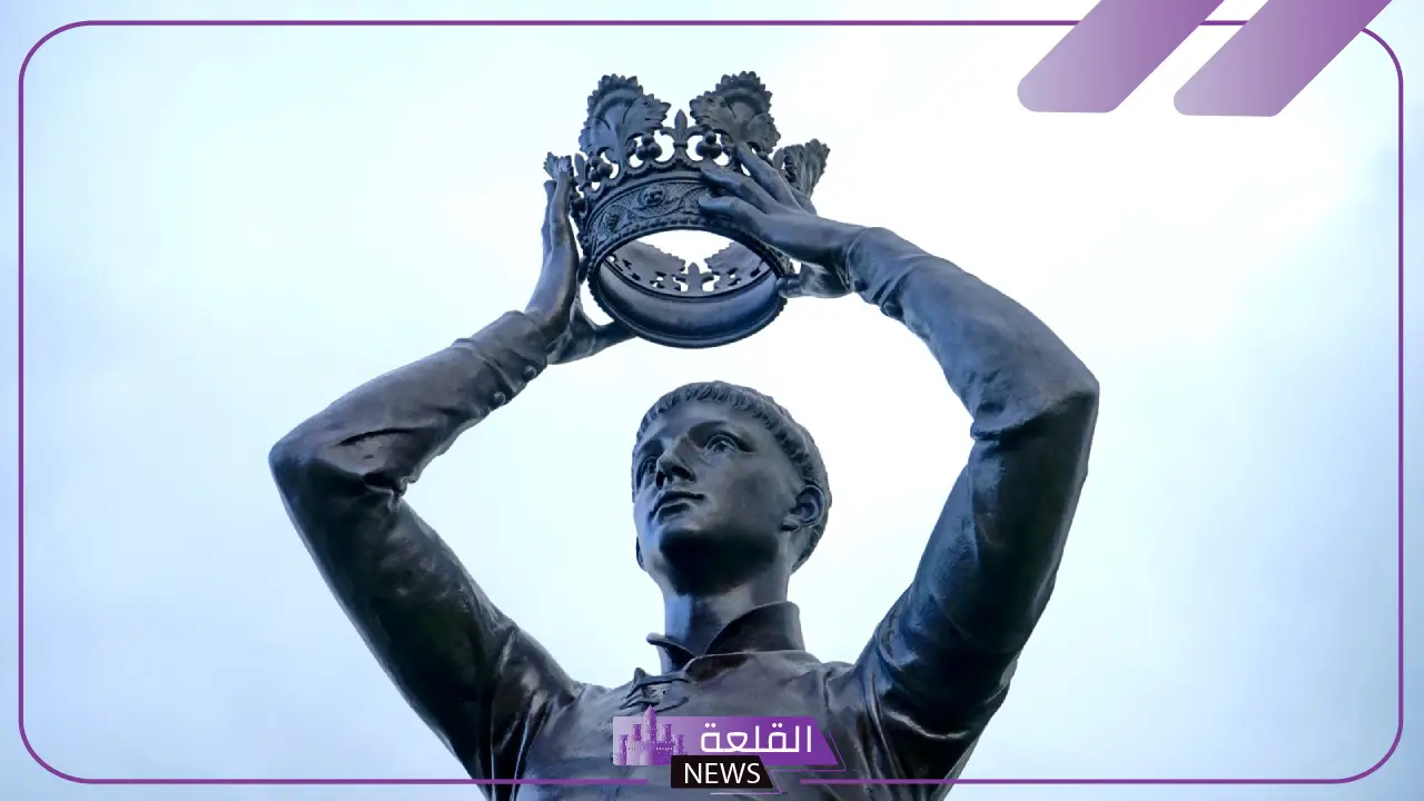 تفسير حلم ارتداء التاج في المنام للمتزوجة والعزباء لابن سيرين 5 تفسير حلم التاج للعزباء