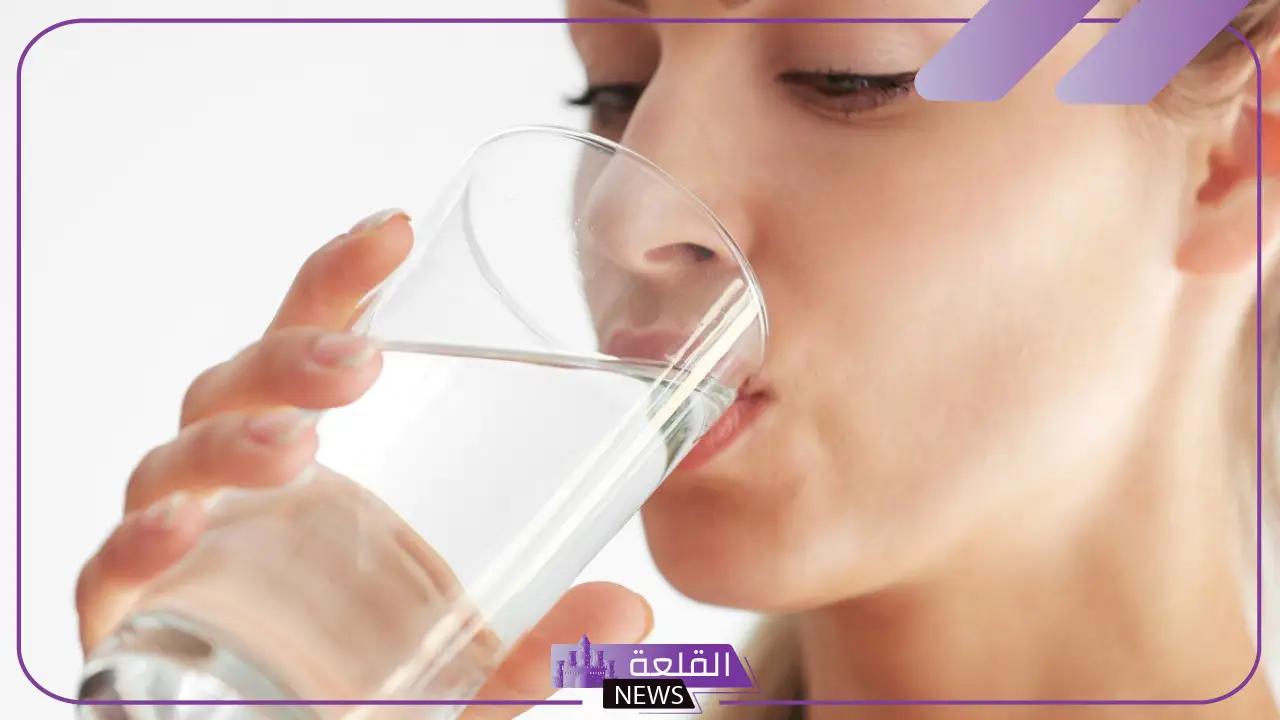 تفسير حلم شرب الماء في المنام للعزباء والمتزوجة لابن سيرين 6 شرب الماء في المنام للرجل المتزوج