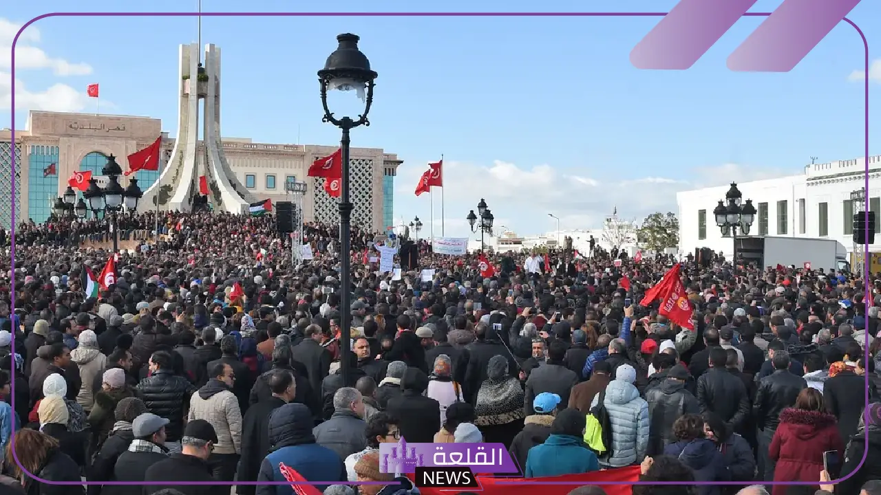 بسبب التنمر.. احتجاجات واسعة في تونس بعد انتحار مُعلم حرقًا بسبب تعرضه للتنمر 5 احتجاجات في تونس بسبب انتحار معلم
