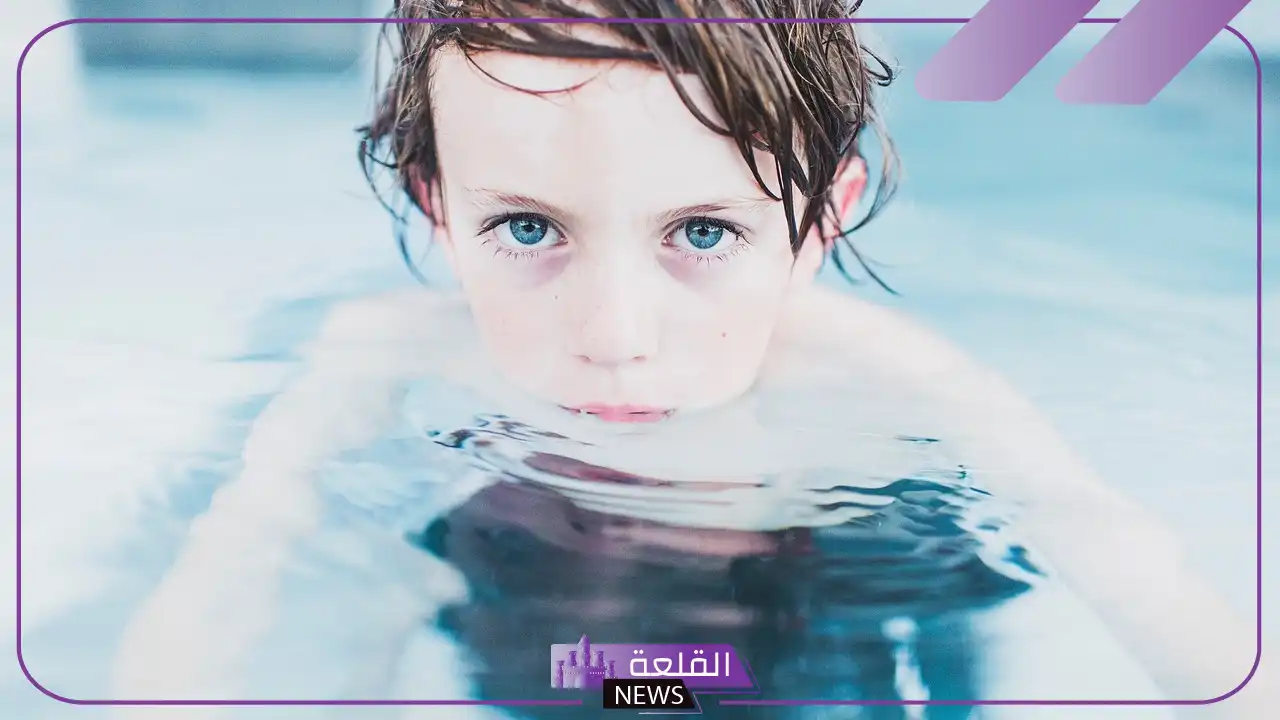 تفسير حلم السباحة مع طفل في المنام لابن سيرين 5 تفسير حلم السباحة
