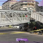 لهذا السبب.. تحطم جزء من جسر المشاة بطريق المطار في الطائف
