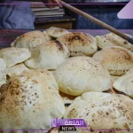 بتقنية الليزر.. مسؤول يعلن بدء إنتاج 10 آلاف رغيف في الساعة الواحدة داخل بعض المخابز
