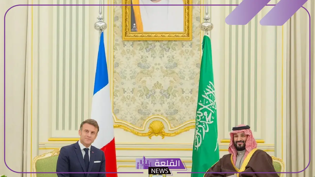 شاهد.. الرئيس الفرنسي ماكرون يزور حي الطريق التاريخي بالدرعية 5 ماكرون يستكشف حي الطريف بالدرعية تجربة فريدة في قلب التاريخ السعودي
