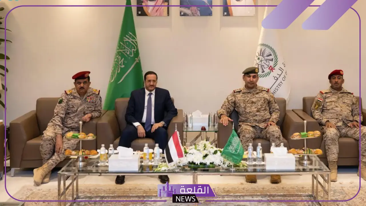 شاهد.. السلمان يستقبل وزير الدفاع ورئيس هيئة أركان الجيش اليمني