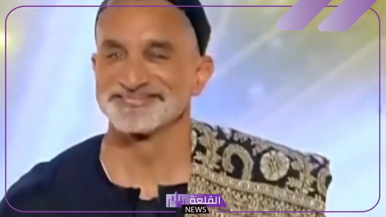 بالزي الصعيدي.. شاهد إطلالة باسم يوسف في برنامج أرب جوت تالنت الموسم الجديد