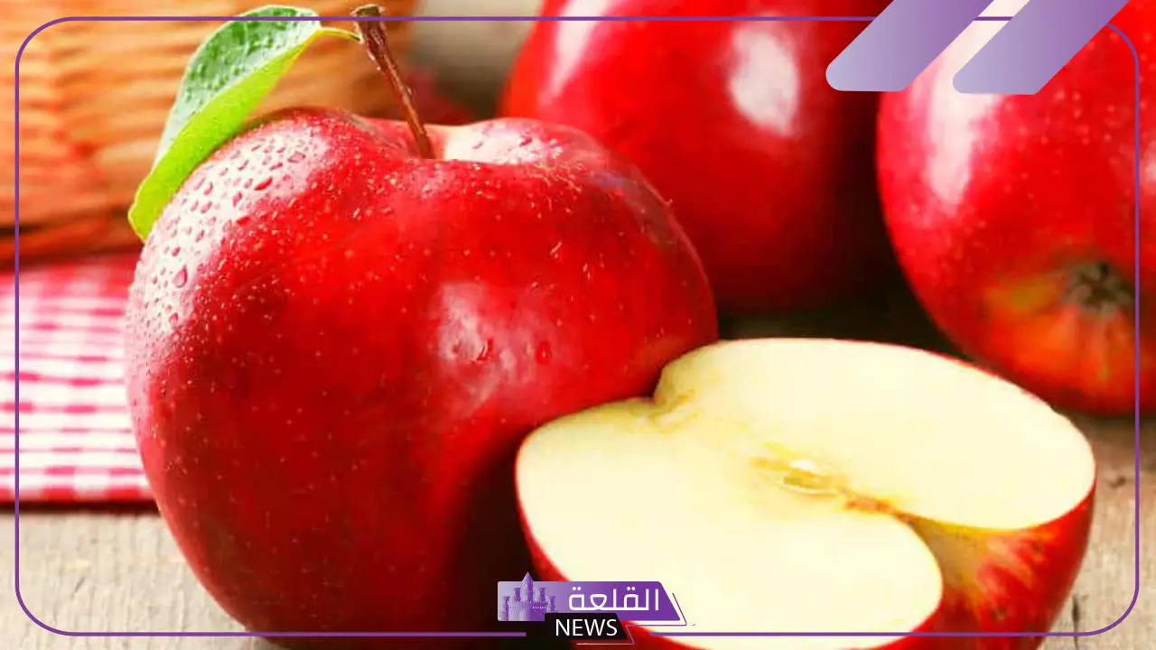 تفسير حلم التفاح الاحمر في المنام وأكله وفقًا لابن سيرين 5 حلم التفاح الاحمر لابن سيرين