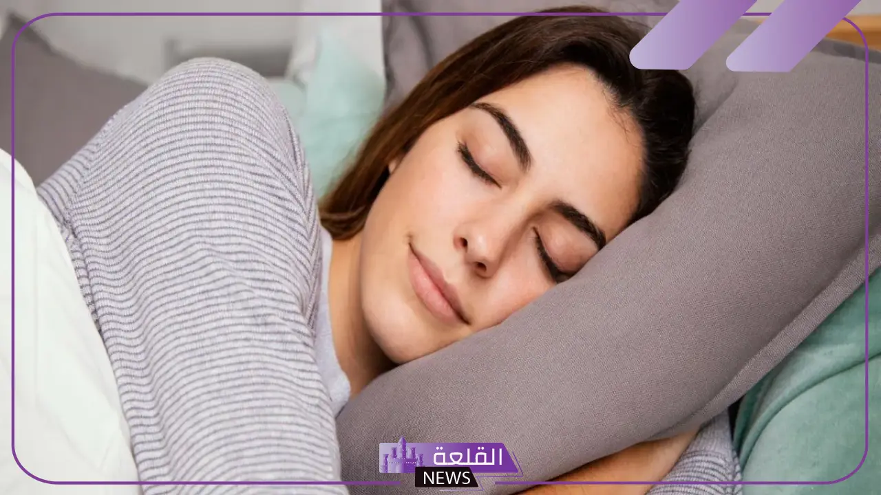 تفسير حلم حضن شخص اعرفه للعزباء وحضن شخص مشهور 6 دلالات الحضن للمتزوجة