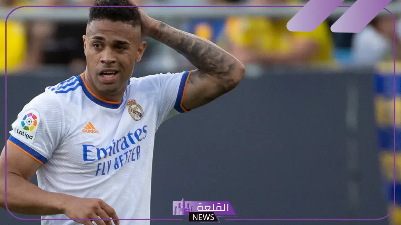 لتدعيم الفريق.. نجم ريال مدريد السابق يقترب من الانضمام إلى النادي الأهلي قبل خوض كأس العالم 5 ماريانو دياز يقترب من الانضمام إلى الأهلي