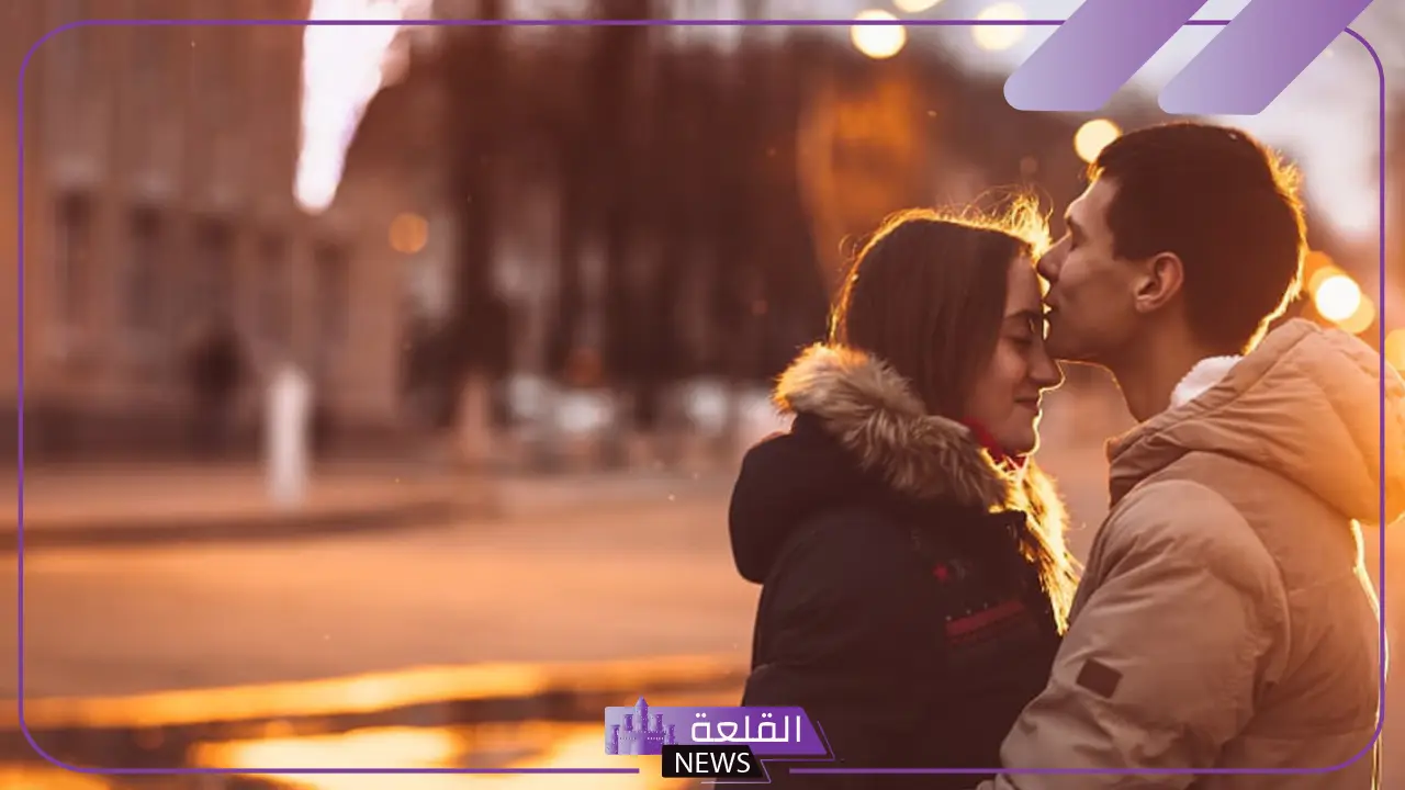 تقبيل الزوج لزوجته من الفم في المنام لابن سيرين للمتزوجة