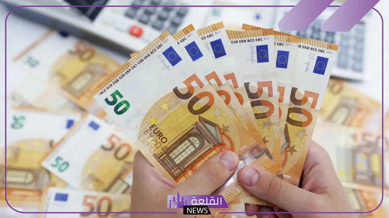 تفسير حلم النقود الورقية الزرقاء في المنام ورمزها لكبار المفسرين