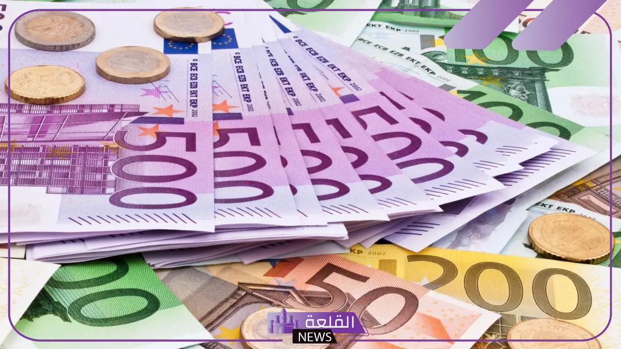 تفسير حلم النقود الورقية الزرقاء في المنام ورمزها لكبار المفسرين 5 سر النقود الزرقاء في الأحلام