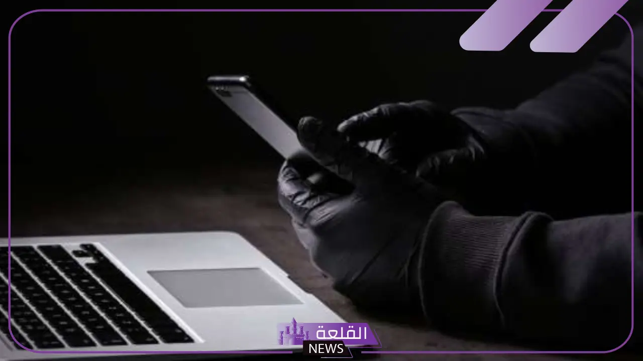 رسميًا.. جوجل تقرر حظر أكثر من مليوني تطبيق أندرويد مستعينة بتقنيات الذكاء الاصطناعي 5 منع مجموعة من برامج التجسس بجوجل بلاي