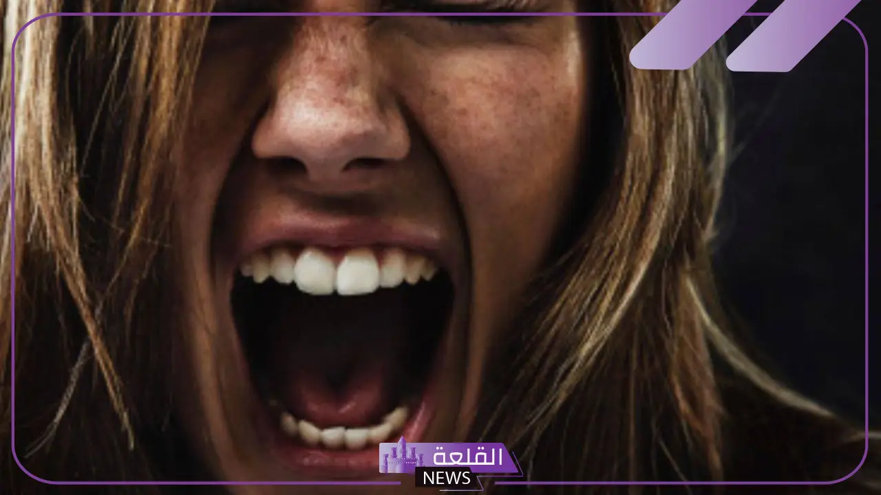 تفسير حلم الصراخ في المنام للعزباء وطلب الاستغاثة لابن سيرين 