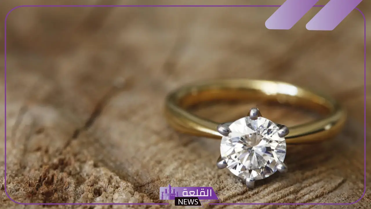 تفسير حلم لبس خاتم ذهب في المنام للعزباء والمتزوجة لابن سيرين 5 رؤية خاتم ذهب في المنام للمتزوجة لابن سيرين