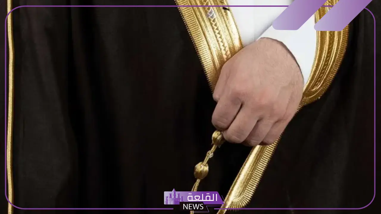 تفسير حلم البشت الأسود في المنام للرجل لابن سيرين 