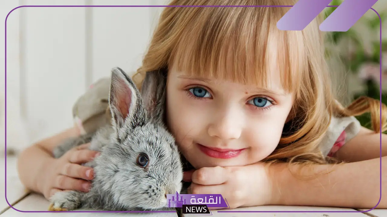 تفسير حلم رؤية طفلة جميلة جدا صغيرة في المنام لابن سيرين