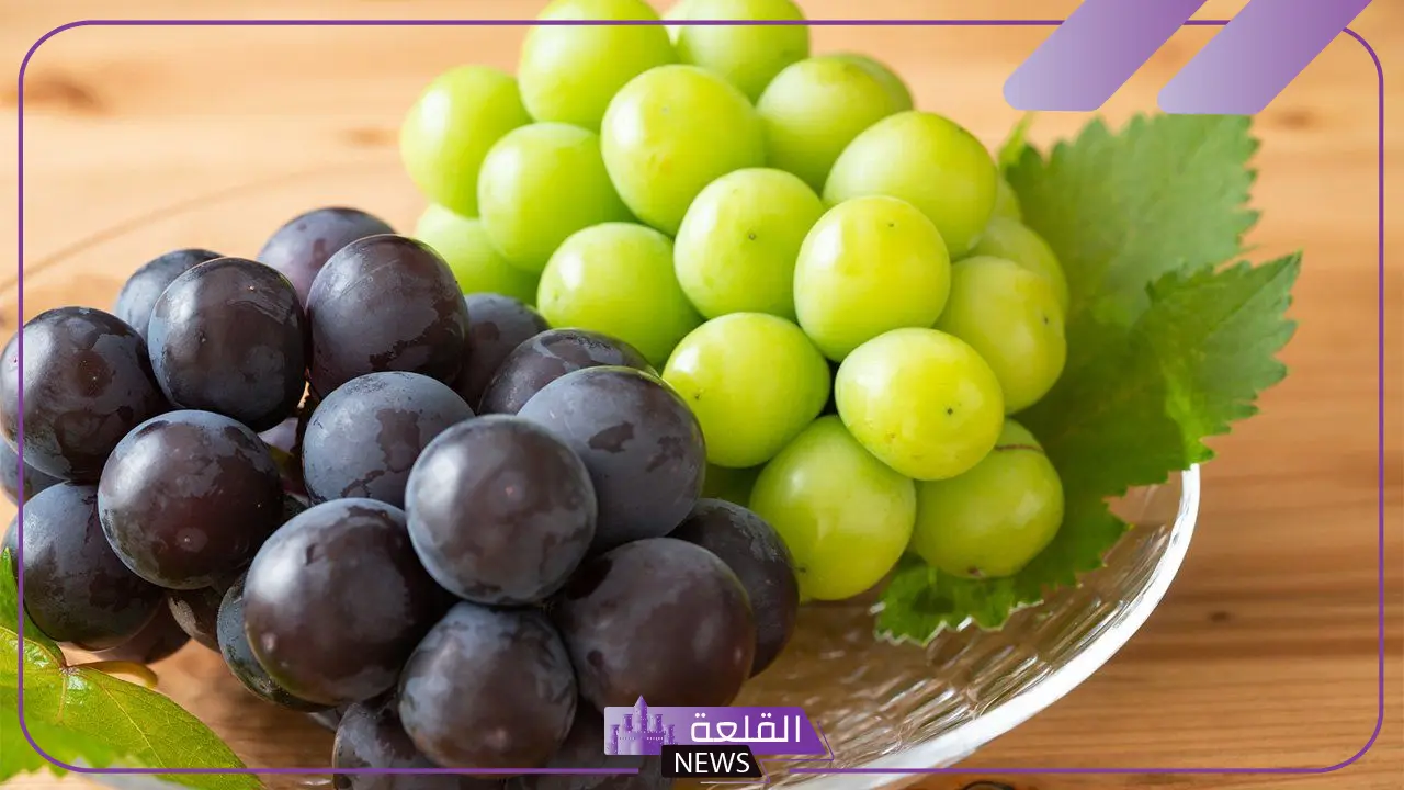 تفسير حلم اكل العنب الاخضر في المنام لابن سيرين وابن شاهين 5 أكل العنب الأخضر في المنام.. دلالة الرزق والصحة؟
