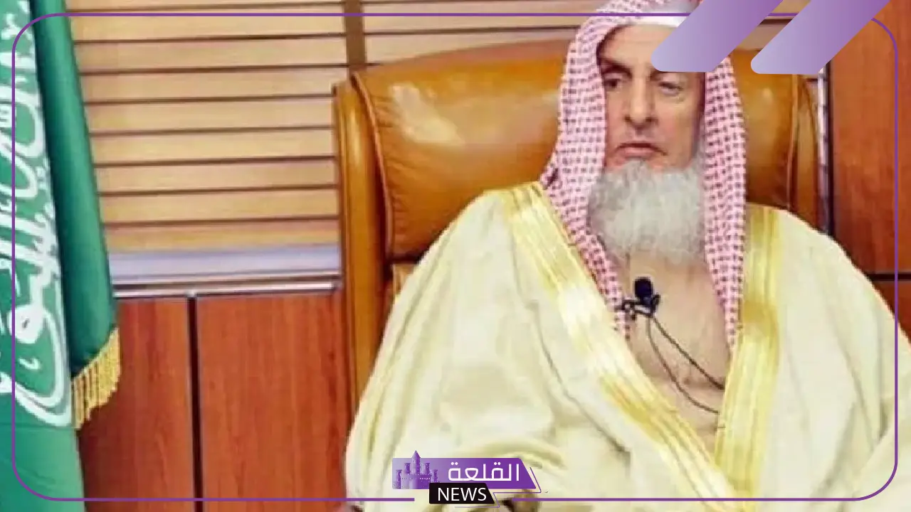 مسألة في منتهى الخطورة.. مفتي المملكة يتحدث عن بث العبادات على مواقع التواصل