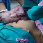 تفسير حلم رؤية المولود الذكر في المنام للحامل والعزباء لابن سيرين