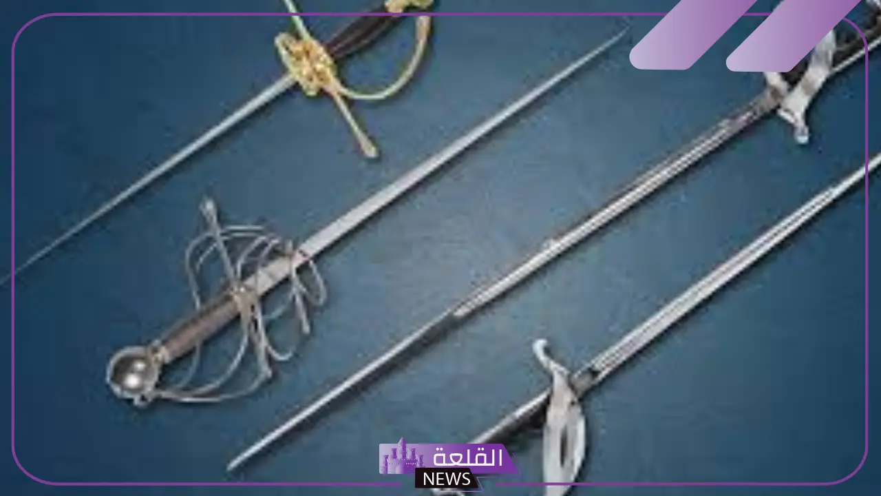 تفسير حلم رؤية السيف في المنام للرجل الأعزب والمتزوج لابن سيرين