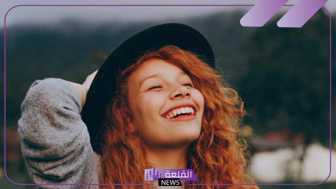 أفضل عبارات عن الابتسامة الجميلة والسعادة قصيرة فيس بوك