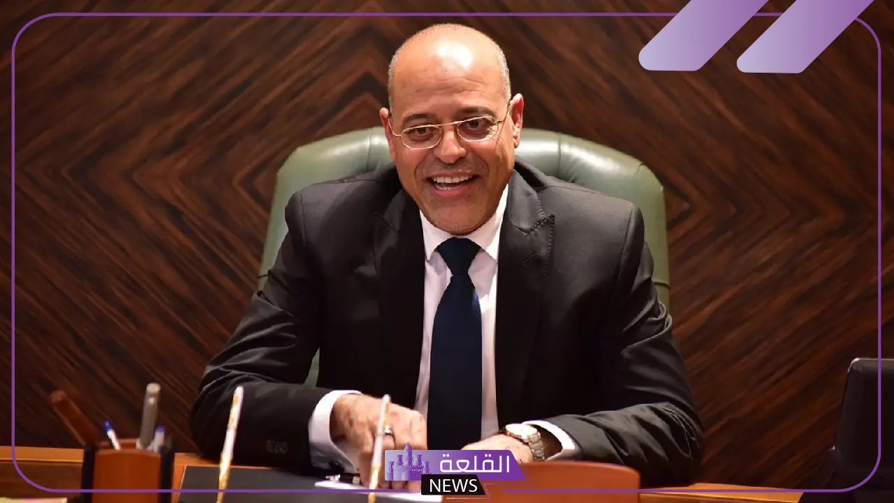 برواتب تصل إلى 5000 ريال.. وزير العمل يعلن فرص عمل جديدة في المملكة 5 تفاصيل الوظائف الجديدة المتاحة ورواتبها في السعودية
