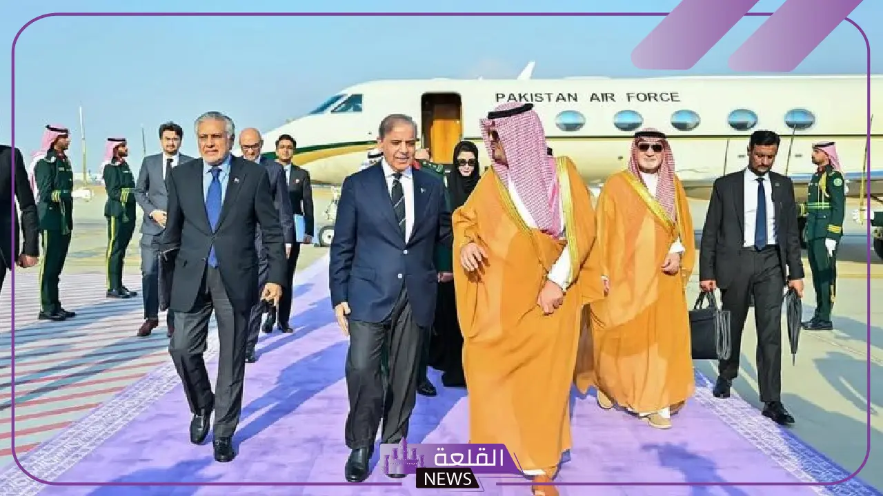 شاهد.. رئيس وزراء باكستان يصل إلى جدة ويستقبله أمير مكة المكرمة