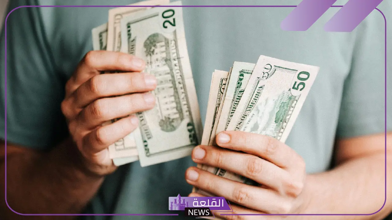تفسير حلم النقود الورقية في المنام وعدها للرجل المتزوج لابن سيرين