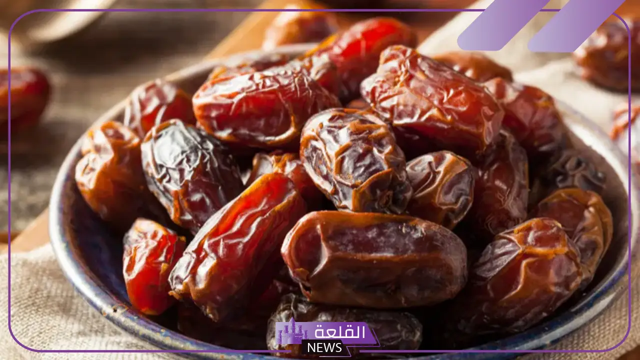 تفسير حلم اكل التمر للعزباء والمتزوجة في المنام لابن سيرين 5 حلم اكل التمر للعزباء