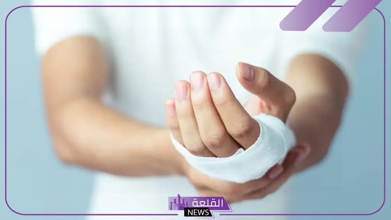 تفسير حلم الجرح في اليد للرجل والمرأة المتزوجة ونزول الدم لابن سيرين