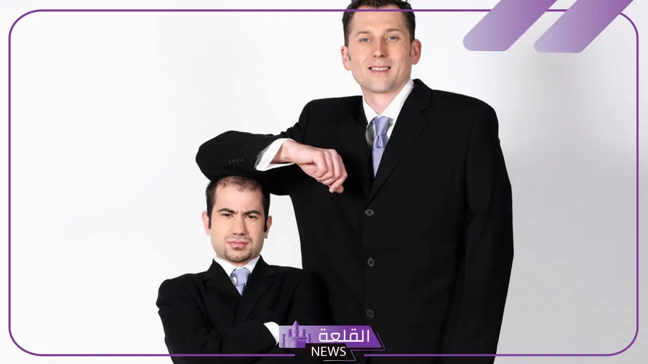 تفسير حلم رؤية رجل طويل في المنام للمطلقة والعزباء والمتزوجة لابن سيرين