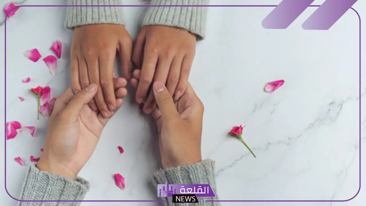 تفسير حلم مسك اليد في المنام للعزباء لابن سيرين 