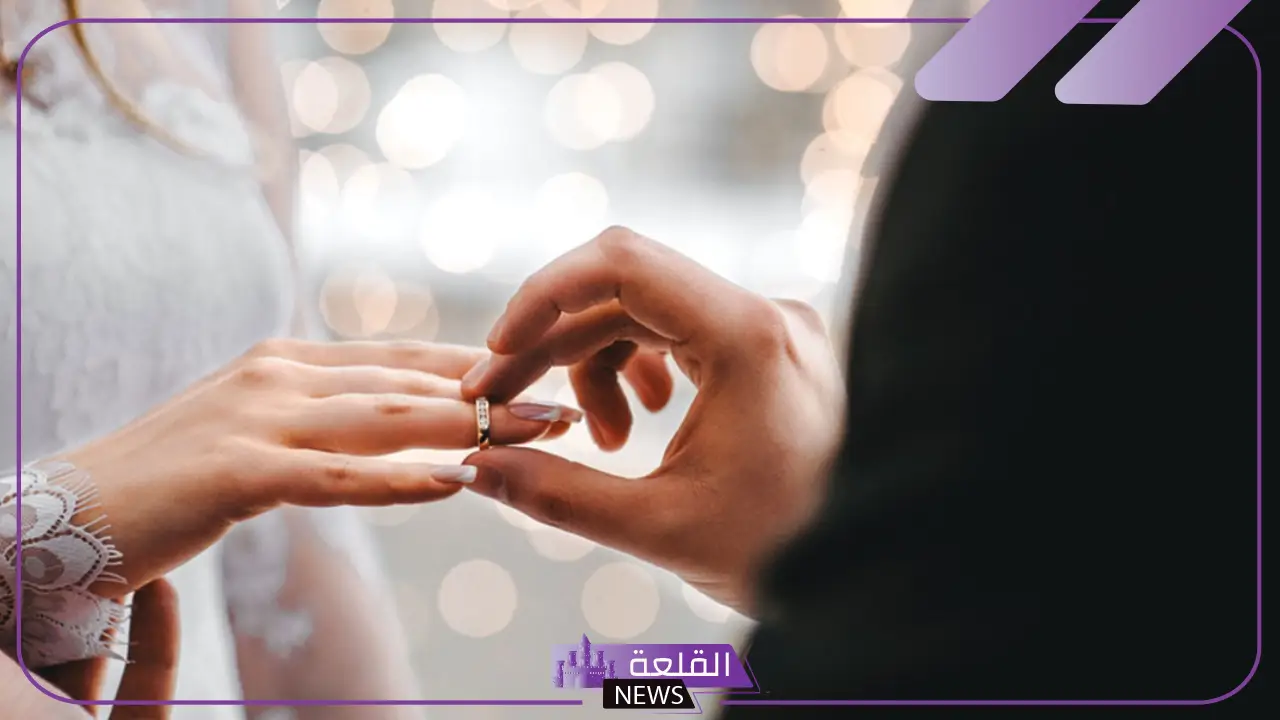 حلمت اني تزوجت زوجي مره ثانيه في المنام ولابسه فستان أحمر