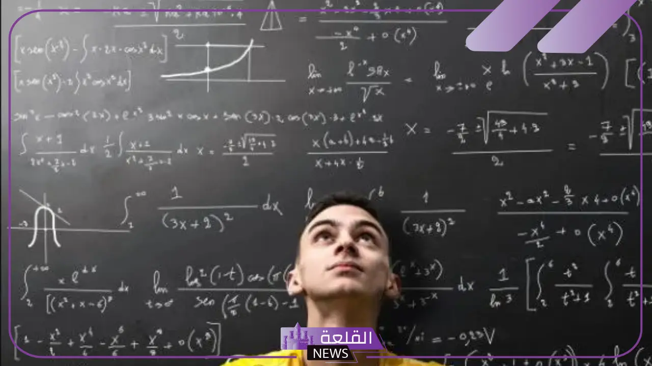 العبارة الجبرية س+٥ تعبر عن: الفرق بين العبارة الجبرية والمعادلة 5 العبارة الجبرية التي تعبر عن عمر ليلى مقسومًا على 3