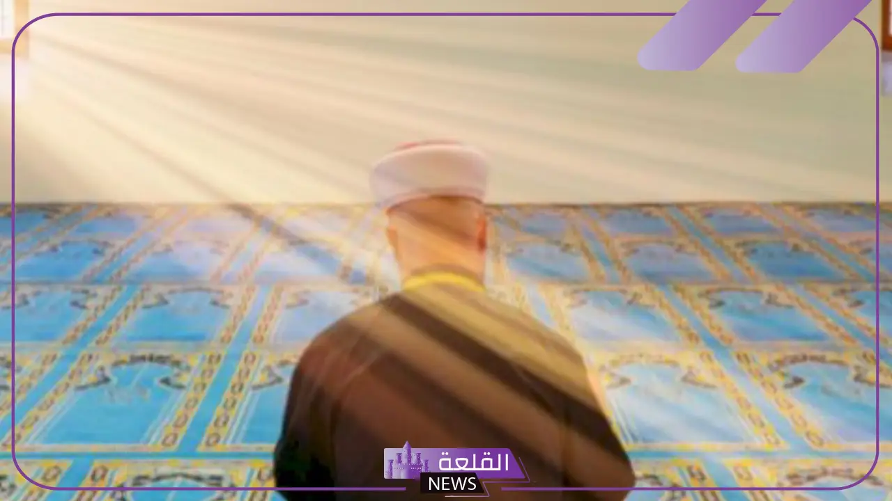 تفسير حلم الامامة في المنام لابن سيرين والصلاة بالناس