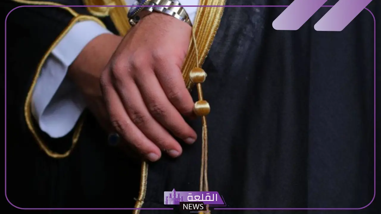 تفسير حلم لبس البشت في المنام للرجل المتزوج والمرأة لابن سيرين