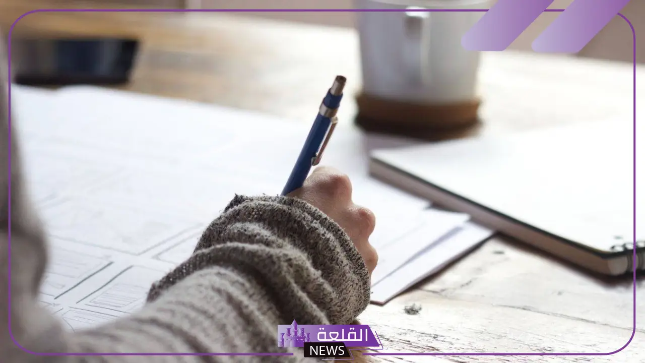 تكون الكتابة الوظيفية لقضاء المصالح الشخصية إما للطلبات أو: 5 تعد كتابة التقارير من الكتابة الوظيفية.