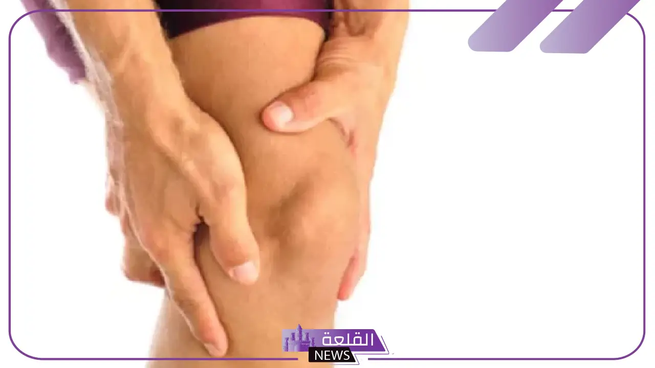 البداية من الأذن.. دراسات تتواصل لطريقة علاج أوجاع الركبة وعلاقتها بالأذن