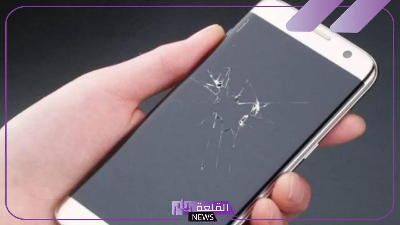 تفسير حلم انكسار الجوال في المنام لابن سيرين وتحطم الشاشة 6 تفسير حلم كسر الهاتف إلى نصفين لابن سيرين